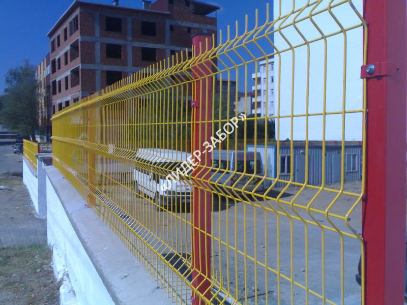 Купить Забор 3Д от производителя из сетки гиттер желтый