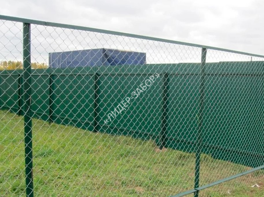 Купить Комбинированный забор из профнастила и сетки для загородного участка