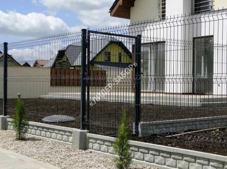 Купить Забор 3D черного цвета для частного дома