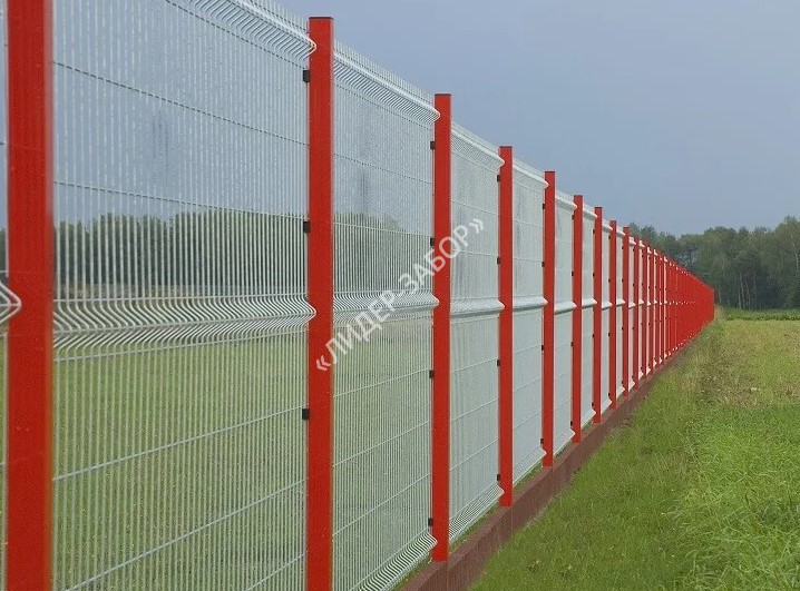 Купить Забор 3Д из зеленой сетки гиттер для дачного участка